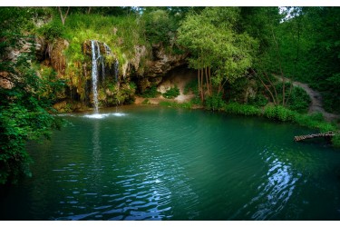 Necklace of Khmelnytskyi region: TOP-10 waterfalls
