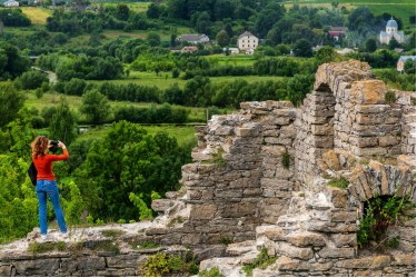 The Pearl of Podillia, Sataniv route
